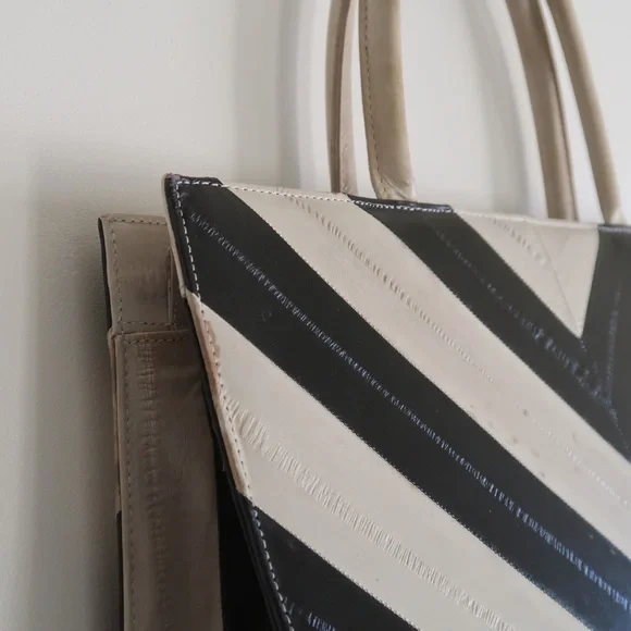 1960s Lee Sands Black and White Chevron Eel Skin Handbag - Picture 5 of 16